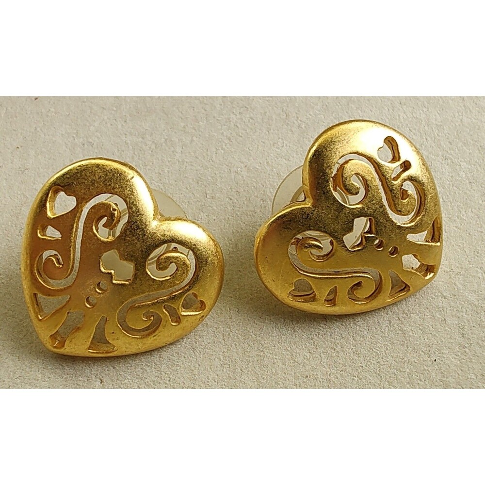 Vintage Gold Tone Heart Post Pierced Stud Earrings Retro 90s Romantic Bohemian